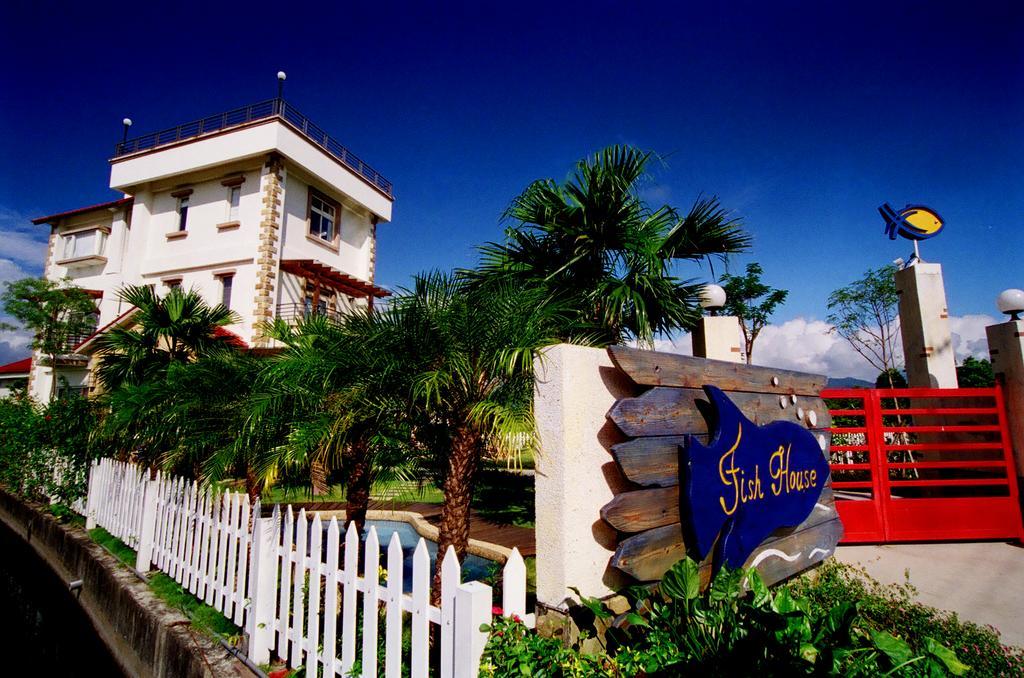 Apartamento Fish House 宜蘭獨棟別墅 戲水池 生態diy 安農溪自行車 Dongshan  Exterior foto